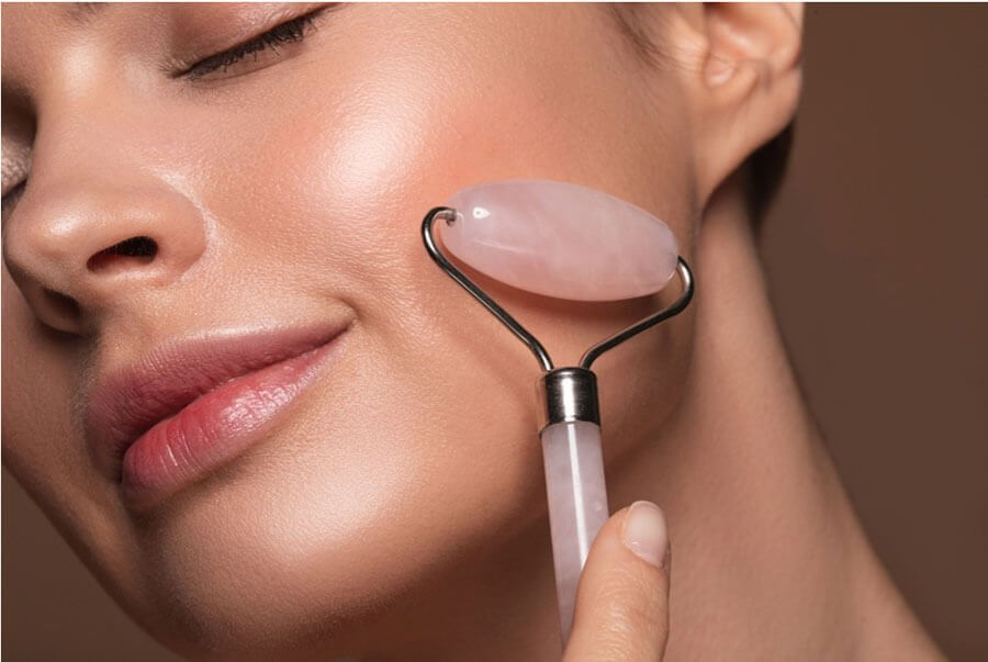 Cây lăn đá – Bảo bối chăm sóc làn da tươi trẻ rạng ngời của nhiều chị em