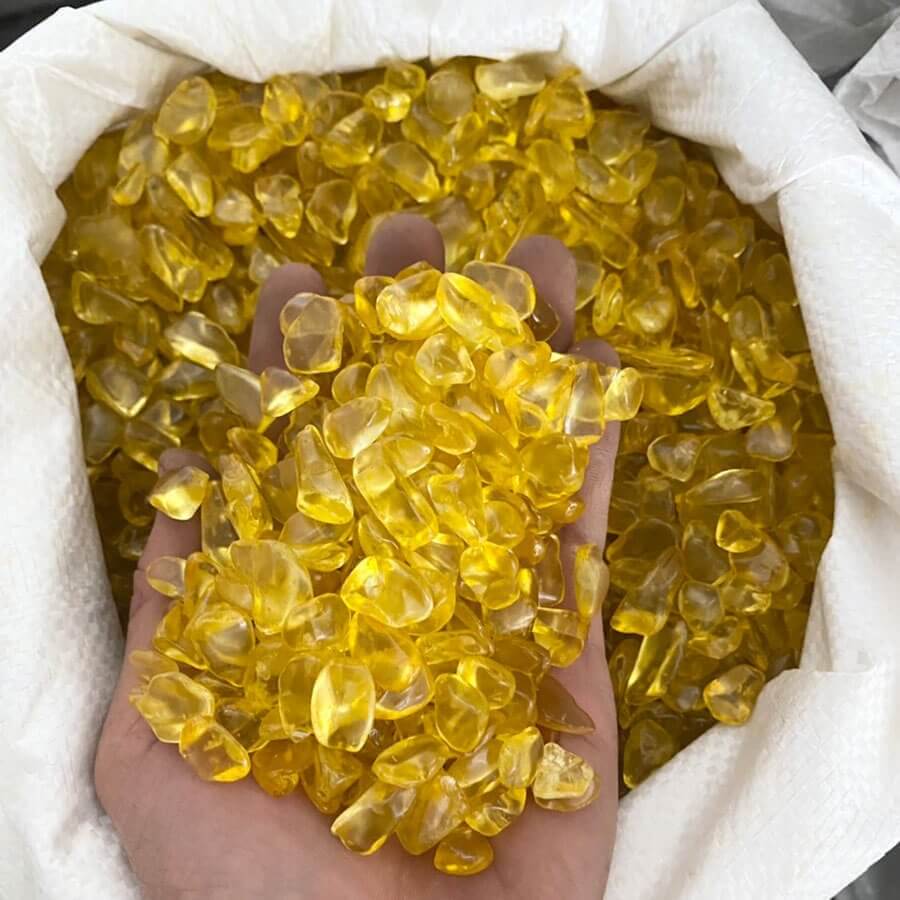 Có Nên Để Đá Thạch Anh Vụn Trong Phòng Ngủ Hay Không? 5 Đá thạch anh đặt phòng ngủ ngay cửa chính sẽ ngăn cản luồng khí xấu